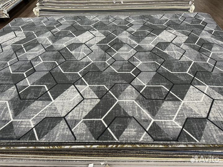 Палас 2х3 новый, современный