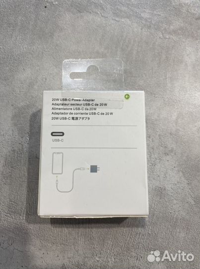 Блок быстрой зарядки iPhone 20w