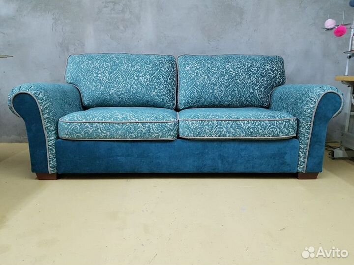 Перетяжка и замена обивки кухонных уголков