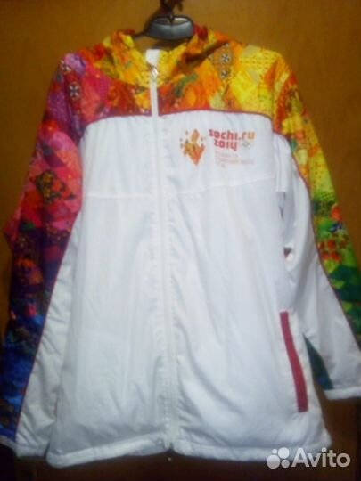 Спортивный костюм Олимпийского огня Сочи 2014