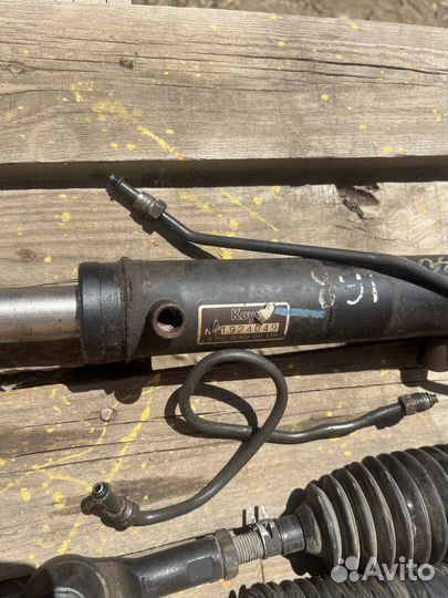 Продам рулевую рейку на лансер цедия