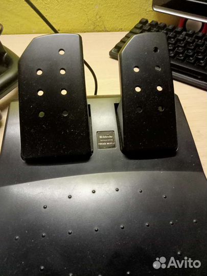 Игровой руль defender forsage drift gt