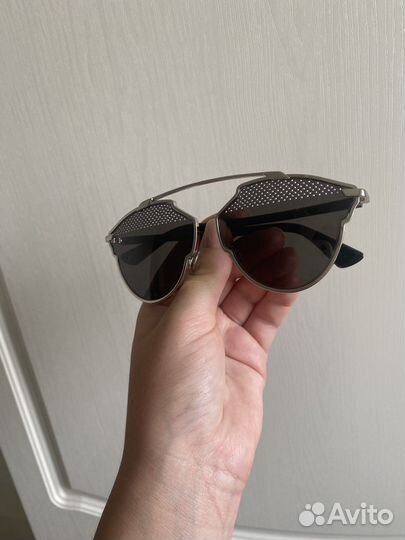 Солнцезащитные очки