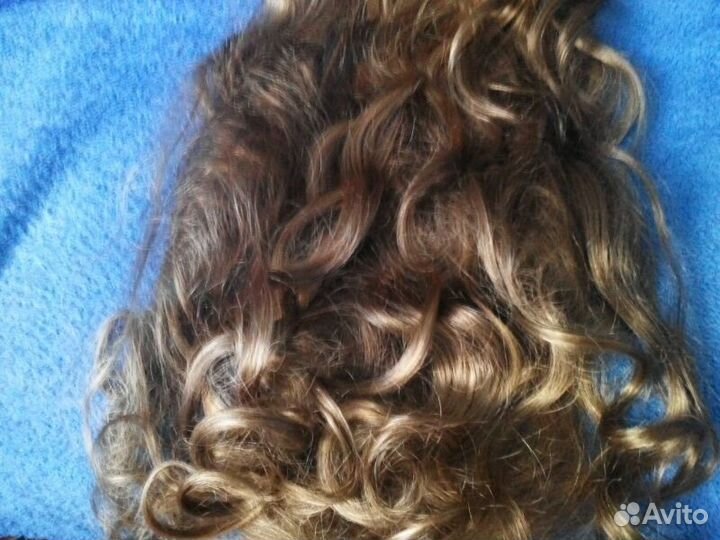 Волосы на заколках