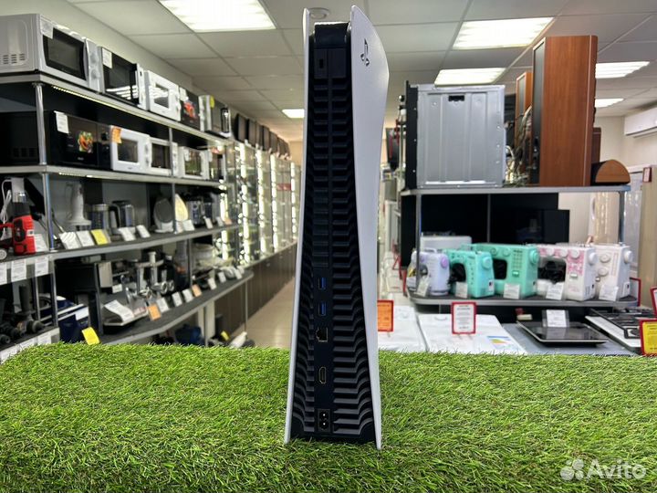 Игровая приставка Sony PlayStation 5 с дисководом