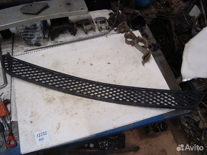 Решетка переднего бампера центральная W164 A164885