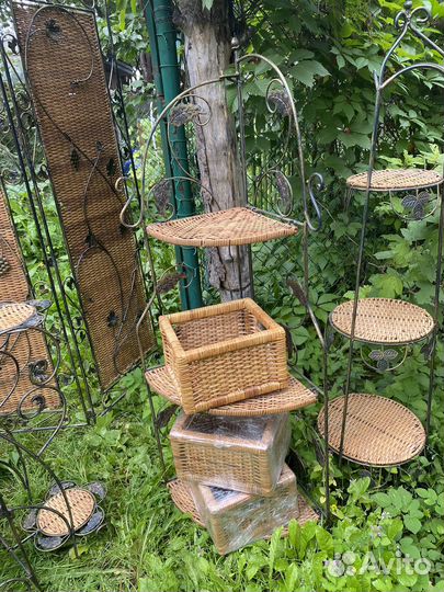 Садовая плетеная мебель