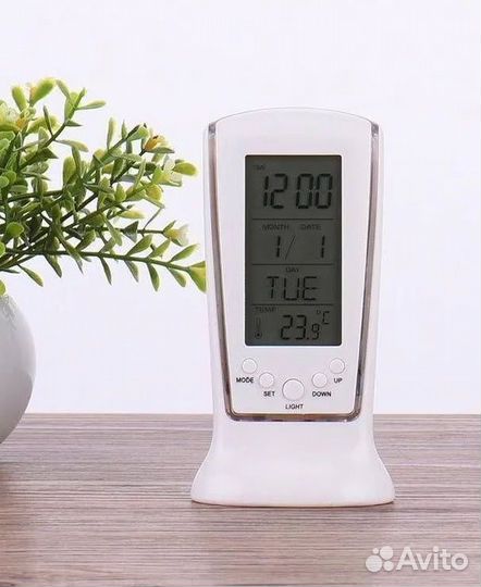 Clock DS-510 часы, будильник, термометр, календарь