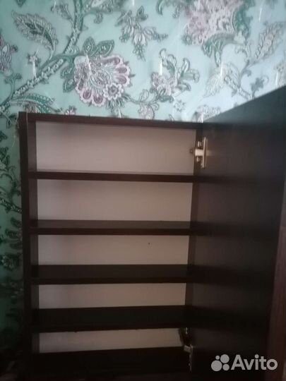 Полка шкафчик для лаков, диафильмов итд