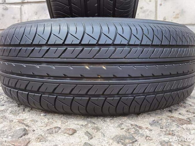 Yokohama dB Decibel E70 215/60 R16 88H