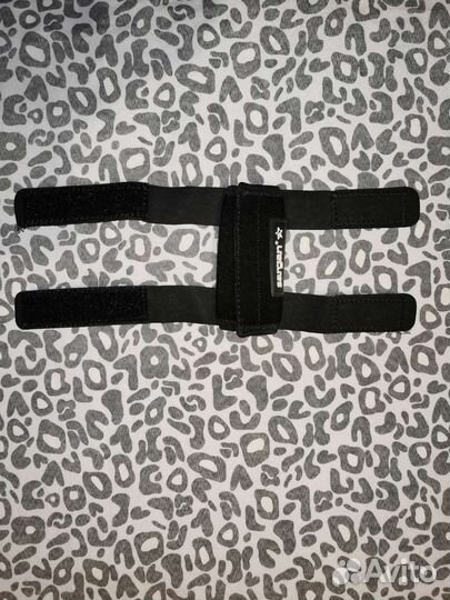 Держатель фонаря на запястье