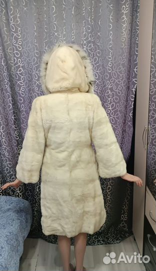 Шуба норковая 46 48 белая
