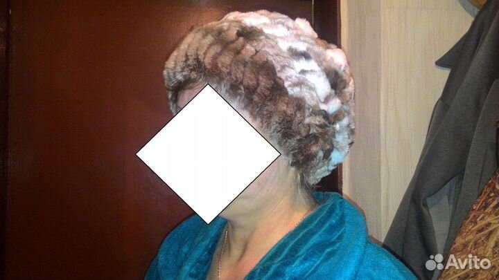 Вязанная шапка кролик рекс.(новая)