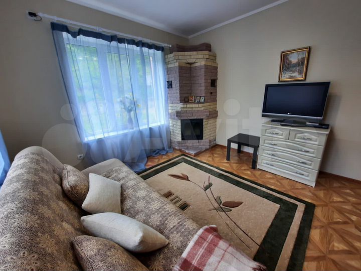 Дом 200 м² на участке 6 сот.