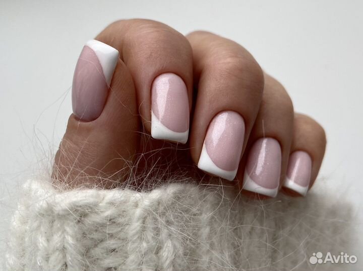 Маникюр педикюр
