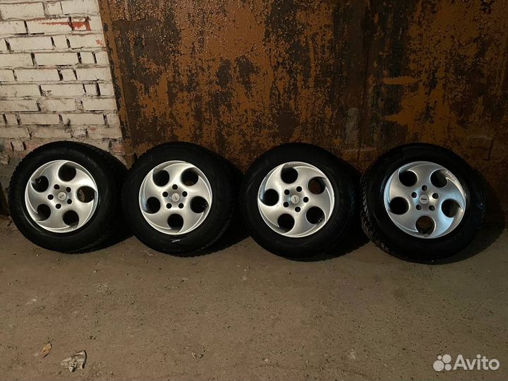 Колеса R15 5*114.3 205*65*R15 Nissan