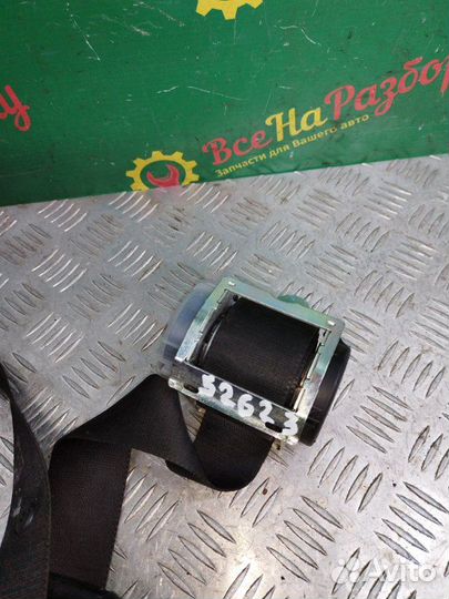 Ремень безопасности передний правый Ford Fusion