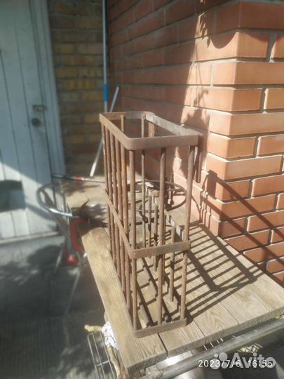 Сетка для камней вокруг трубы банной печки