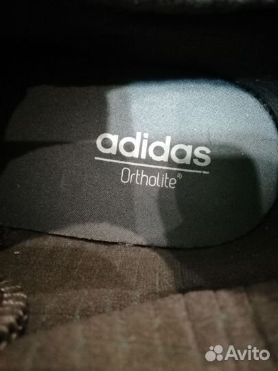 Р-р 40.Кроссовки adidas. унисекс