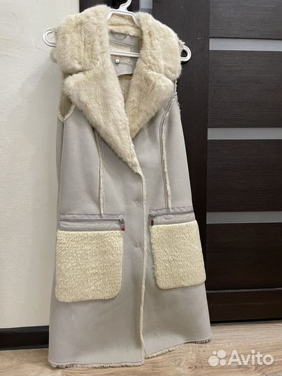 Пакет женских вещей 40-42 + кроссовки (бу)