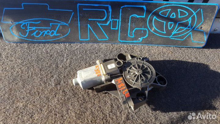 Мотор стеклоподъемника левый Ford Focus 2 1.8 qqdb