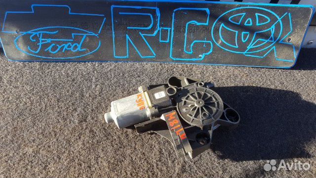 Мотор стеклоподъемника левый Ford Focus 2 1.8 qqdb