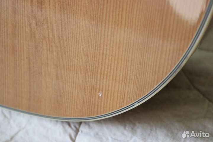 Гитара акустическая