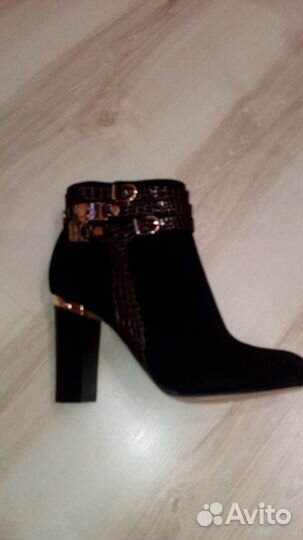 Новые ботинки