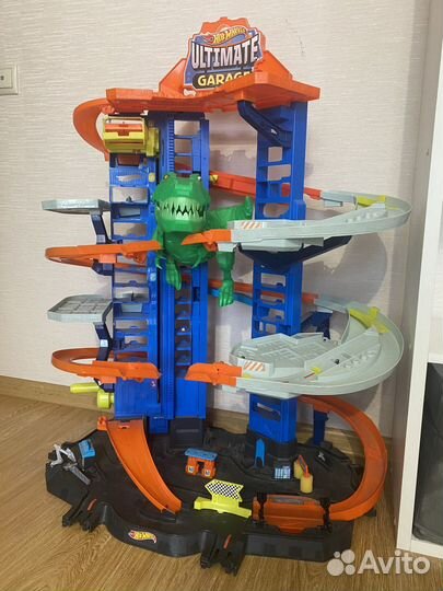 Парковка гараж Hot Wheels хот вилс