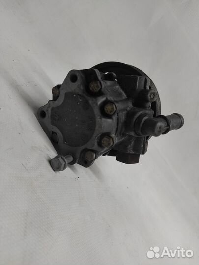 Для Peugeot 406 2.0HDI насос гур