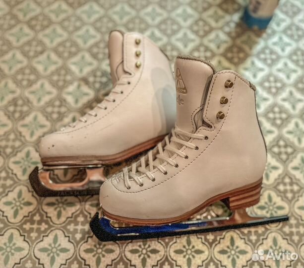 Фигурные коньки jackson elle 13
