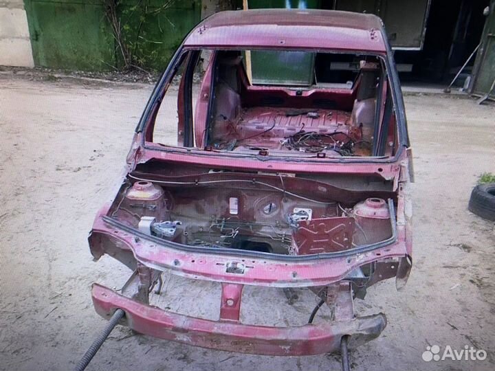 Голый кузов рено сандеро 1