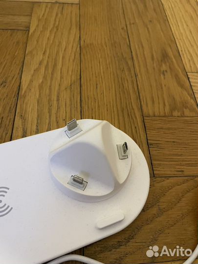 Зарядная станция для нескольких устройств