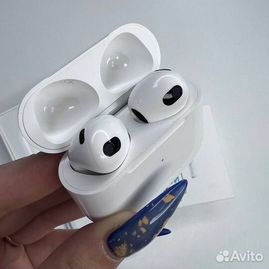 Наушники Apple AirPods 3-го поколения белые б/у