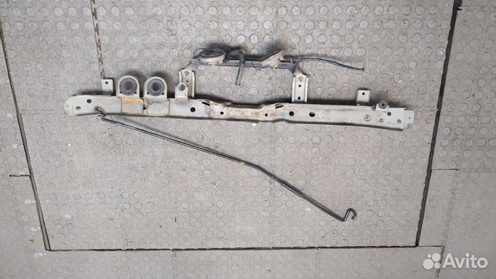 Рамка капота Nissan Juke, 2011