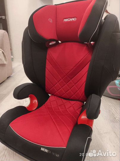 Автокресло Recaro Monza Nova