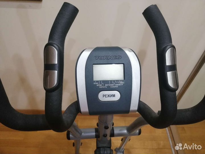 Эллиптический тренажер torneo