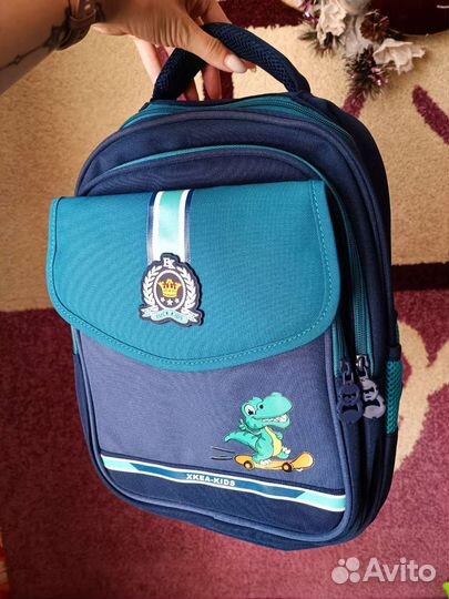 Школьный рюкзак новый
