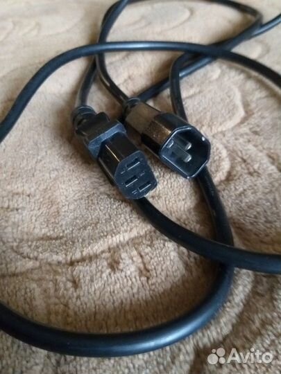Кабель для компьютера