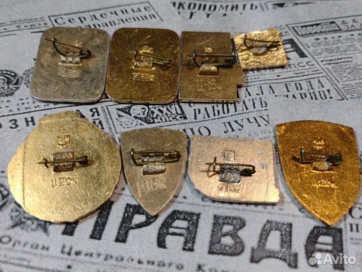 Значки СССР.Киев.25,30 лет освобождения