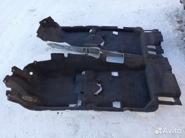 Ковер пола на Subaru Tribeca W10 WXF 2007-2013г