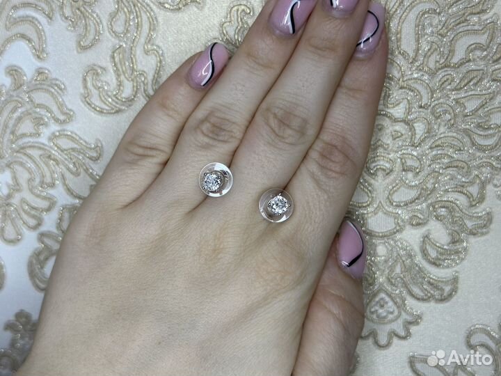 Swarovski серьги пусеты