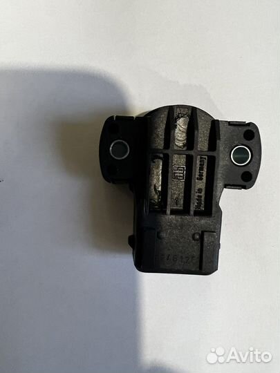 Датчик положения дросс заслонки на BMW E 36 34 39