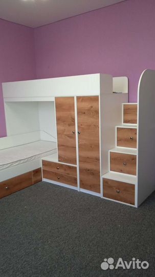 Кровать двухярусная