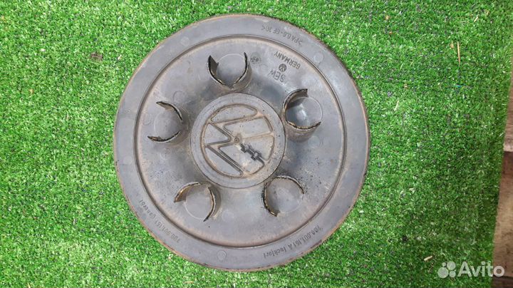 Колпак колеса Volkswagen Transporter железный диск