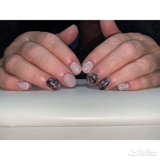 Маникюр на дому