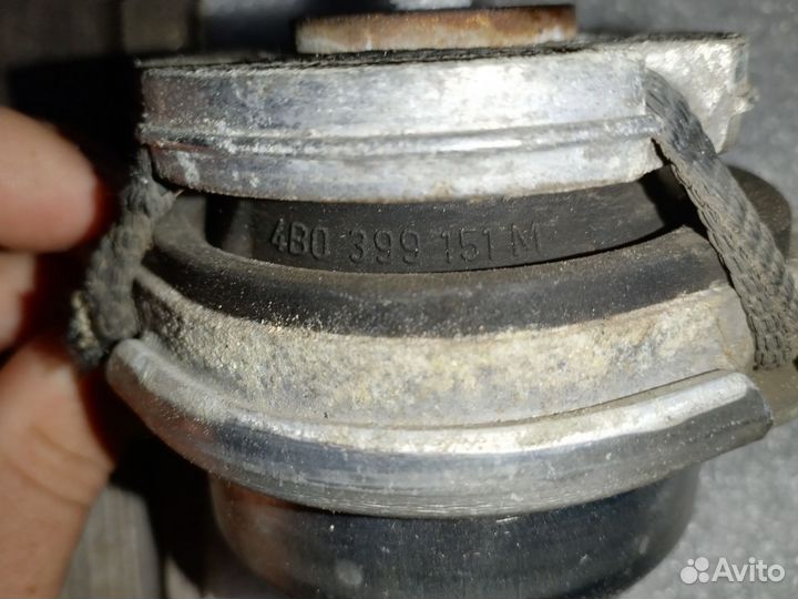 Подушка АКПП Audi A4 B7 8E0399151BB