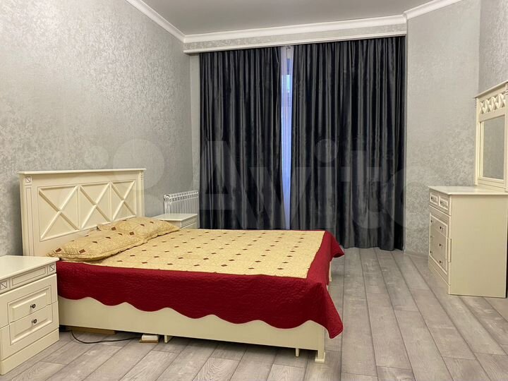 2-к. квартира, 101 м², 11/12 эт.