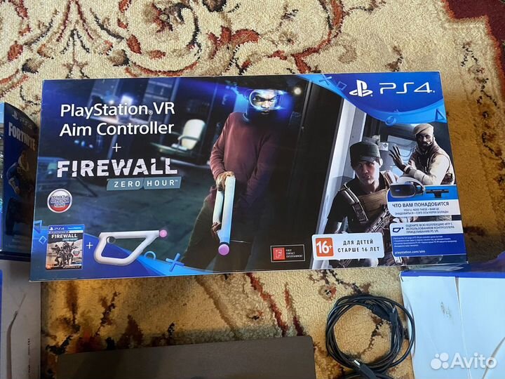 Sony PS4 Pro 1Tb+VR шлем+ AIM контроллер