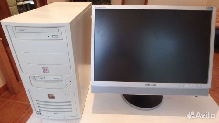 Компьютер на Athlon 64X2 с монитором Samsung 22